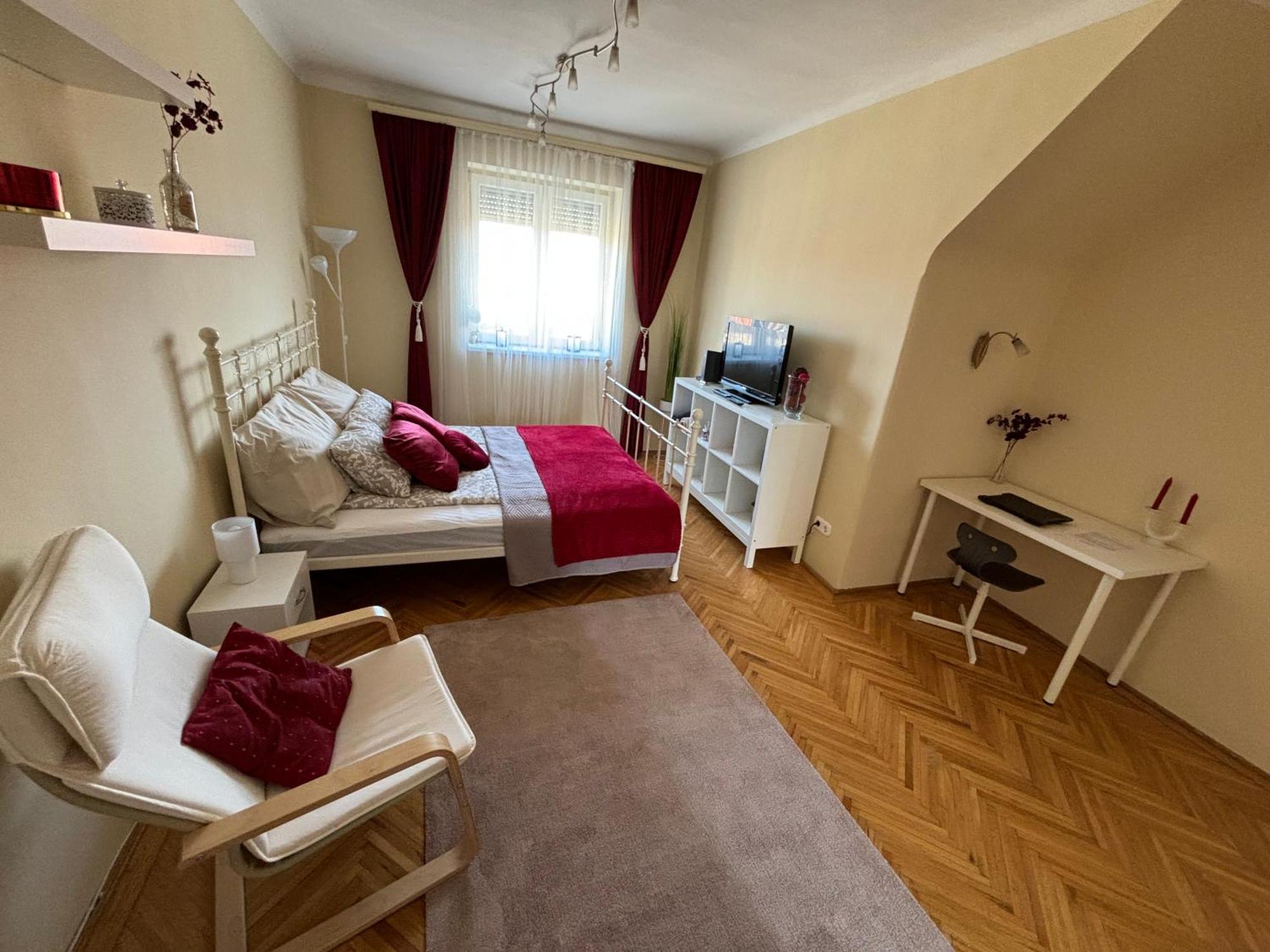 Downtown Hideaway Apartment Budapest